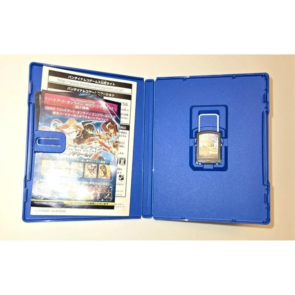 PlayStation PS Vita: Sword Art Online: Hollow Fragment (Japanese‎ Version)